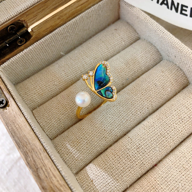 French retro niche design natural baroque pearl ring