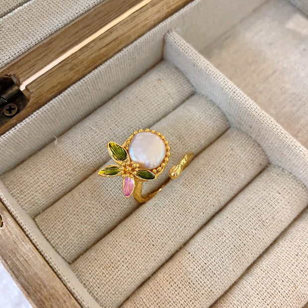 French retro niche design natural baroque pearl ring