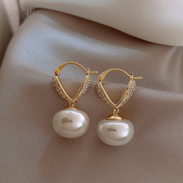 pearl earrings