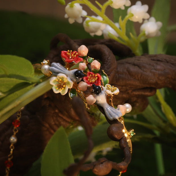 Red-billed Blue Magpie Pearl Bracelet