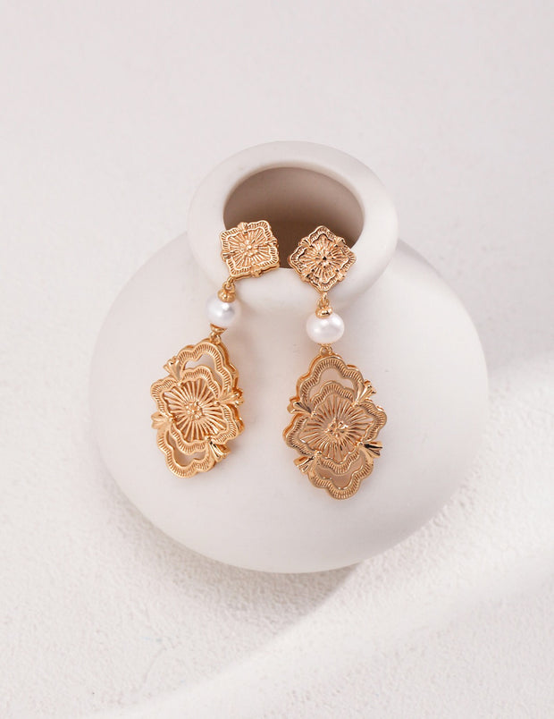 vintage pearl earrings