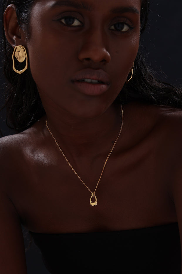 Circle Pendant Necklace - 22K Gold Vermeil