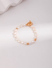 baroque pearl bracelet