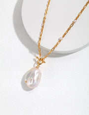 baroque pearl necklace