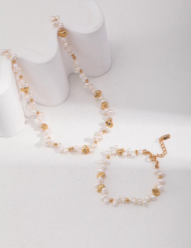 natural pearl necklace