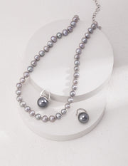 silver pearl necklace