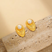 Oval Textured Stud Earrings Inlaid with Pearl