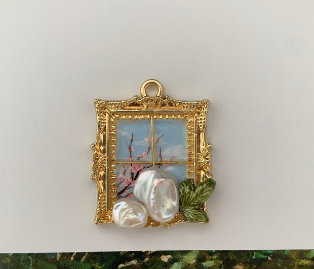 handmade baroque pearl pendant