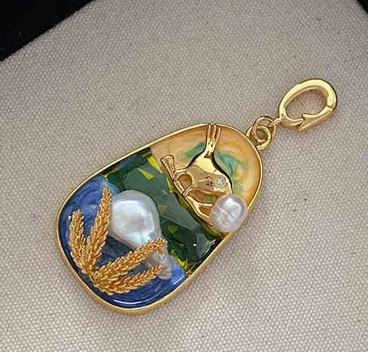 handmade baroque unique pendant