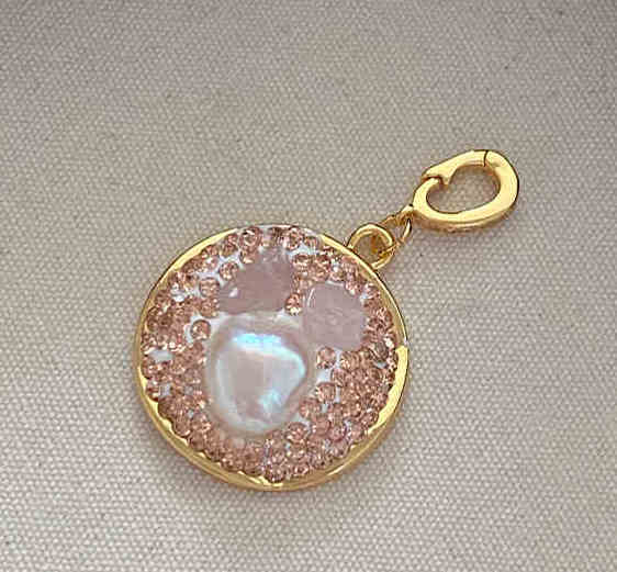 handmade baroque unique pendant