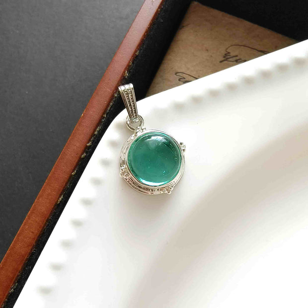 Vintage Green Pendant