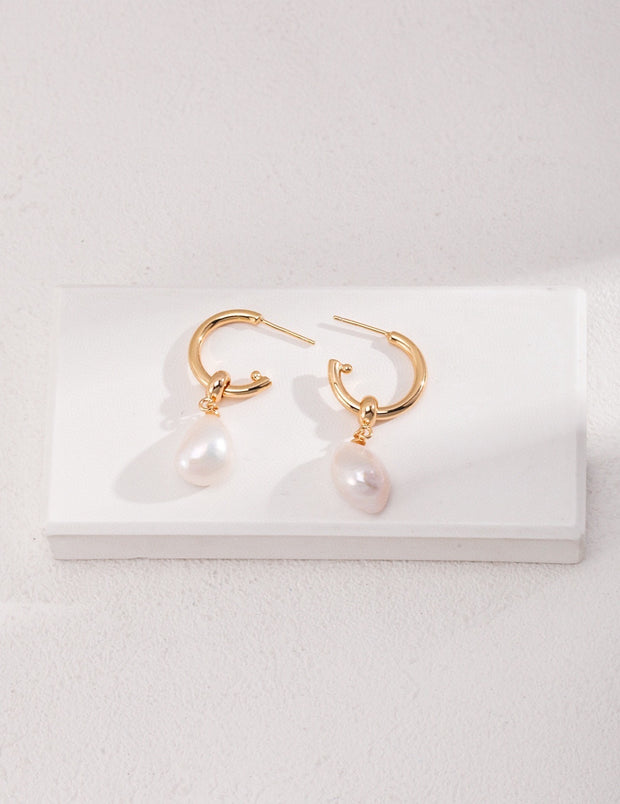 Natural baroque pearl earrings