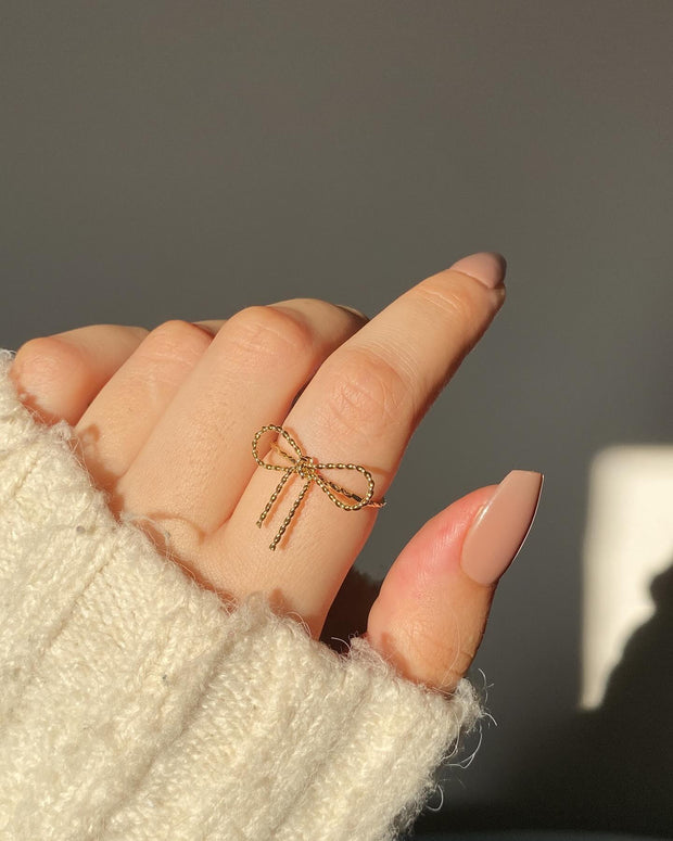 Adjustable Bow Ring