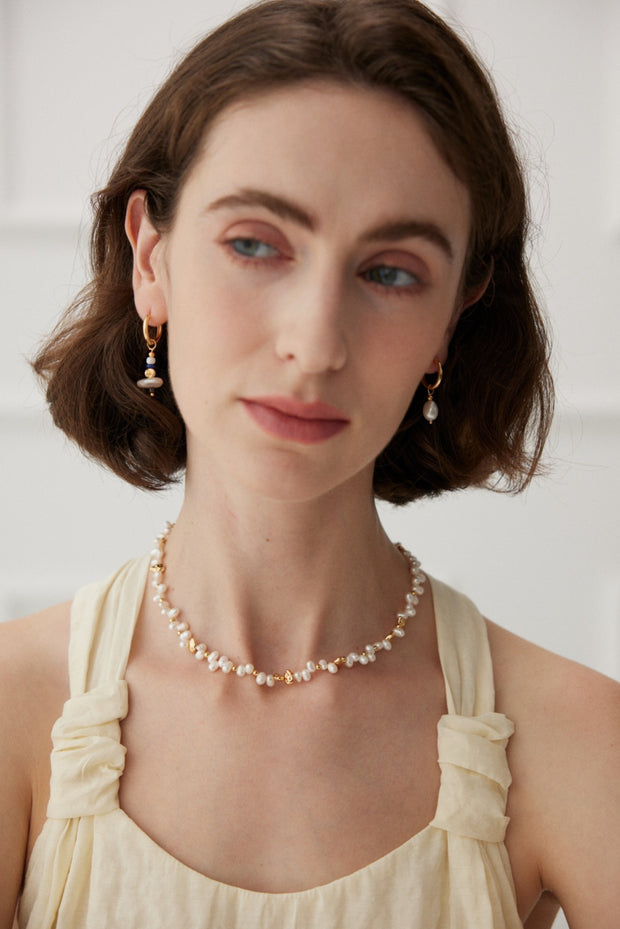 silver pearl necklace