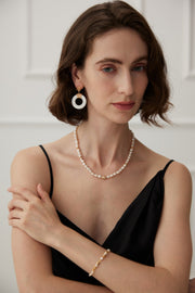 pearl necklace