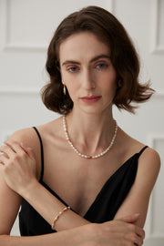 pearl necklace